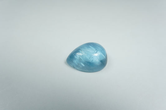 5.99ct Aquamarine cabochon 13x10mm