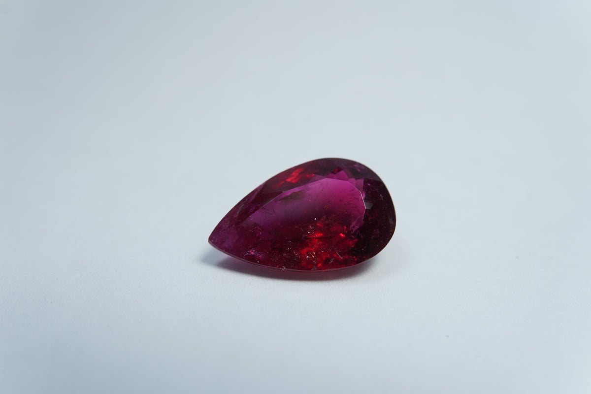Rubelita 3,85 ct 13x9mm