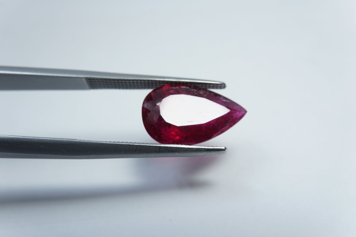 Rubelita 3,85 ct 13x9mm
