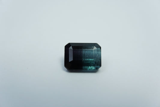 2.50ct Turmalina bicolor 9x7mm