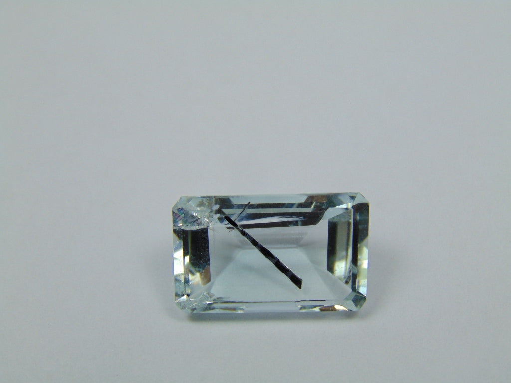 10.75ct Aquamarine With Inclusion 18x12mm