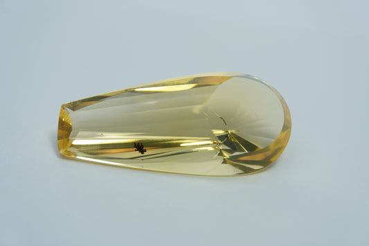 29.30ct Opala de fogo 36x16mm