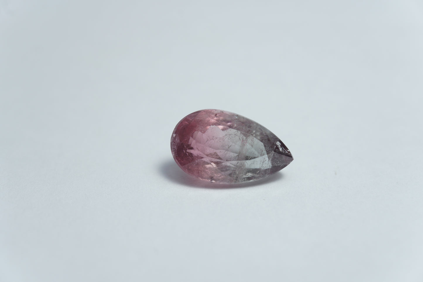 4.40ct Turmalina bicolor 13x8mm