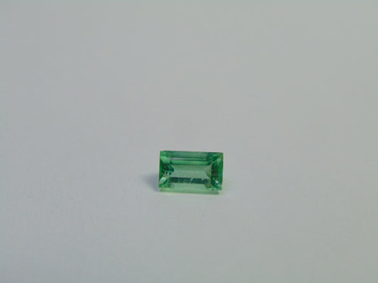 0.89ct Emerald 7x5mm
