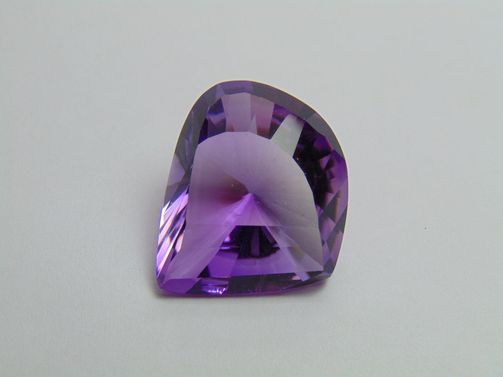 32.95ct Amethyst 25x23mm