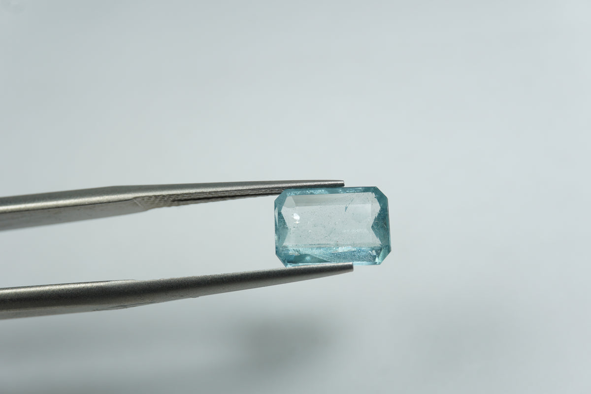 1.72ct  Água-marinha 9x6mm