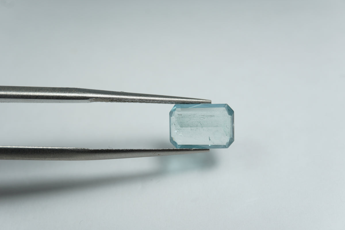 1.72ct  Água-marinha 9x6mm