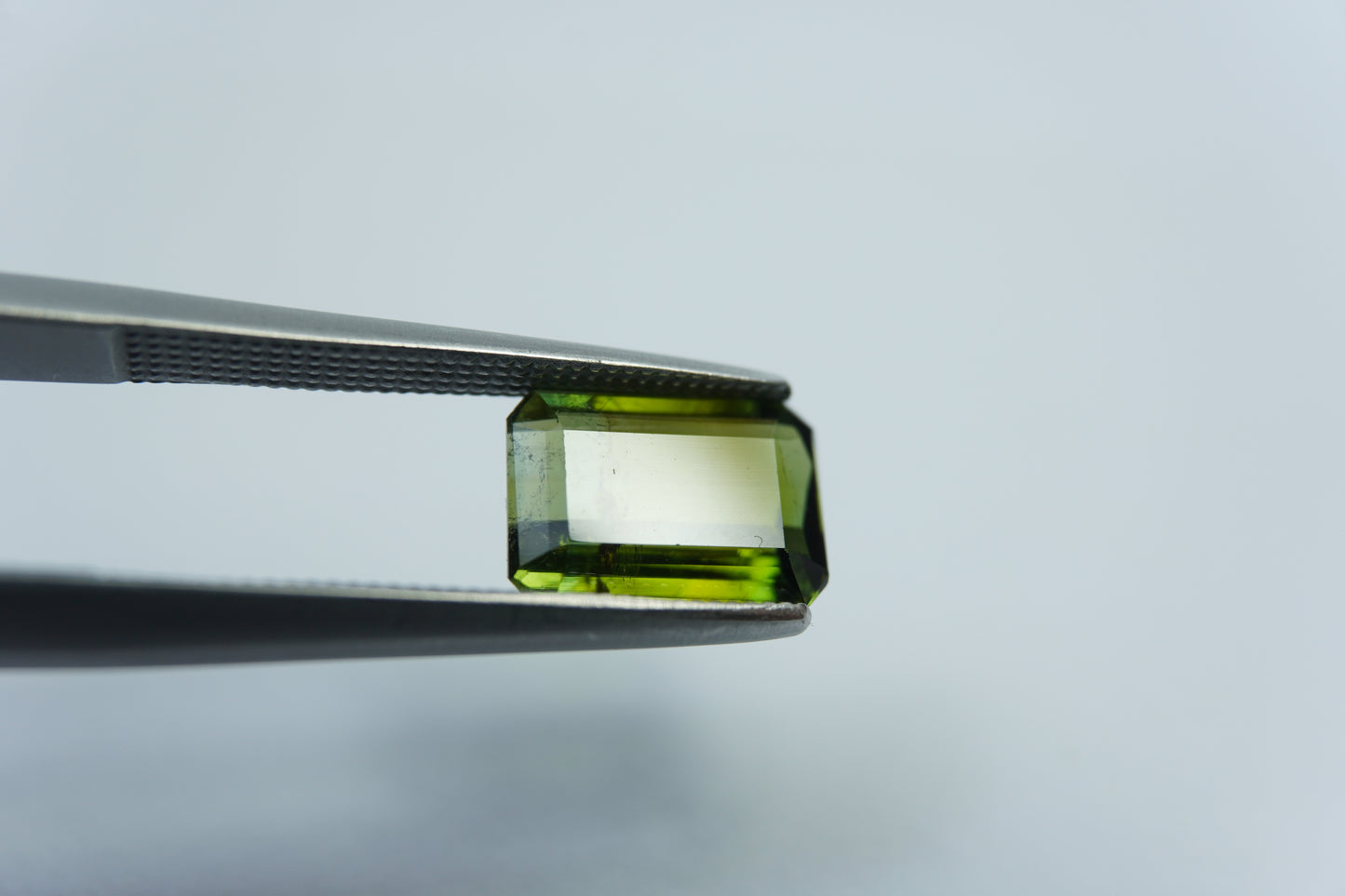 2.25ct Turmalina bicolor 9x6mm
