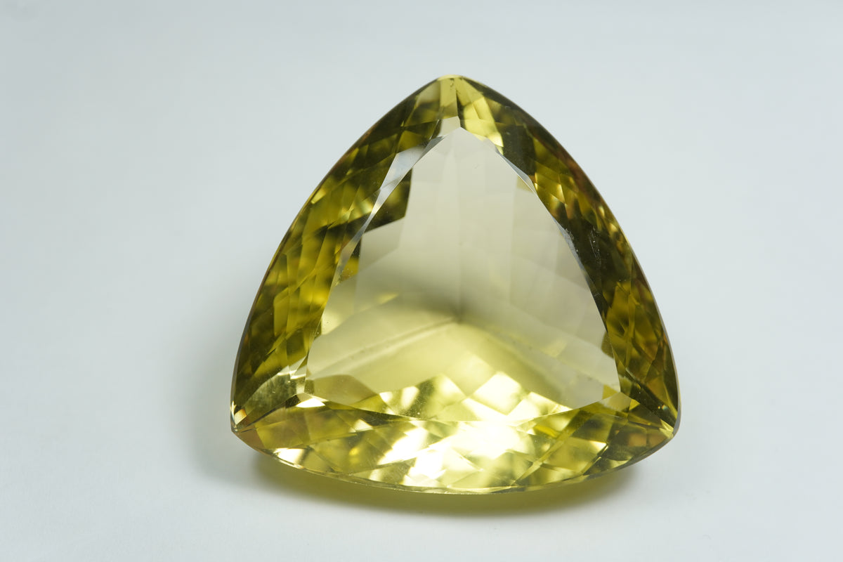 150ct Green gold 38x37mm
