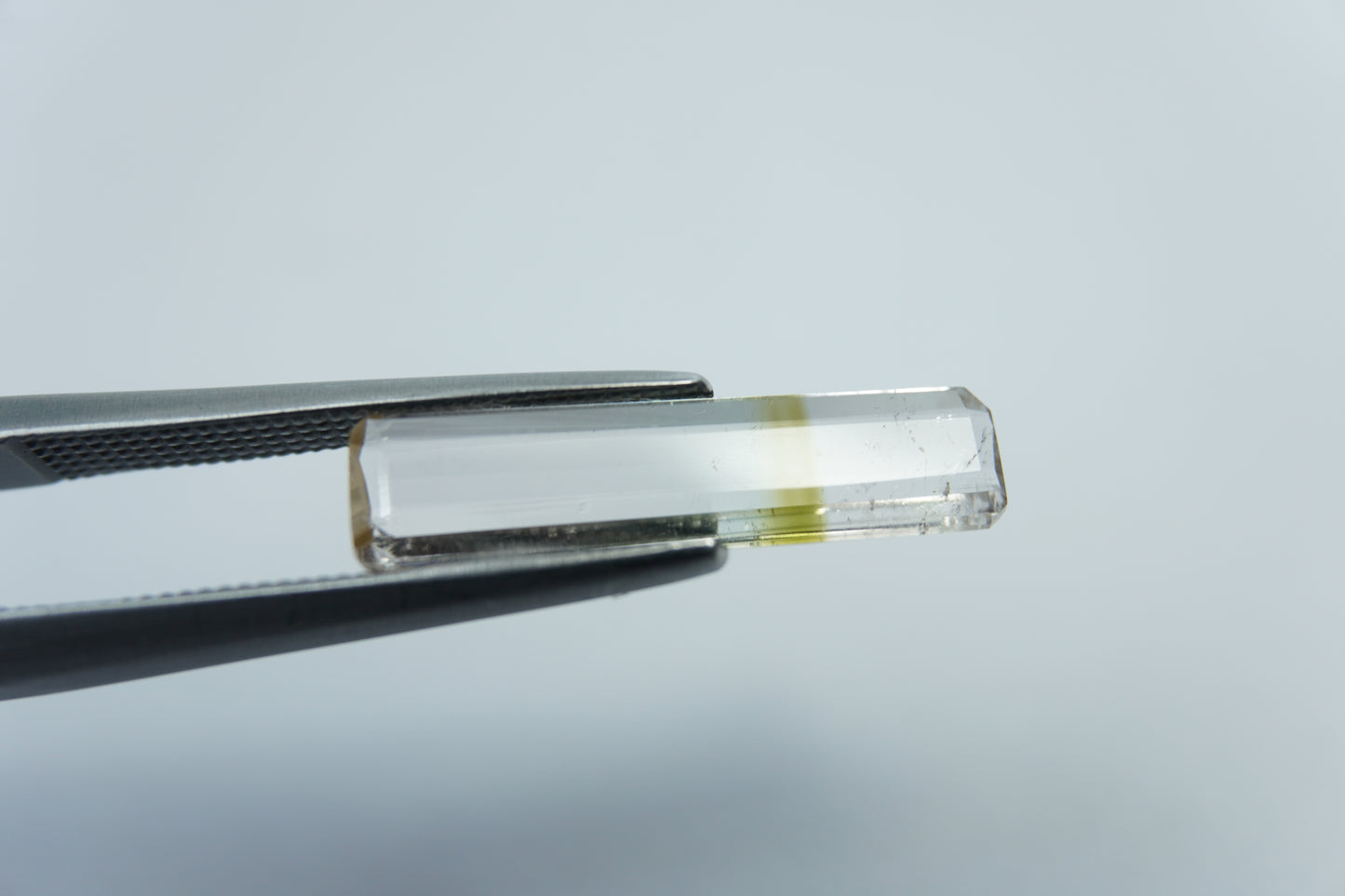 1.55ct Turmalina bicolor 18x44mm