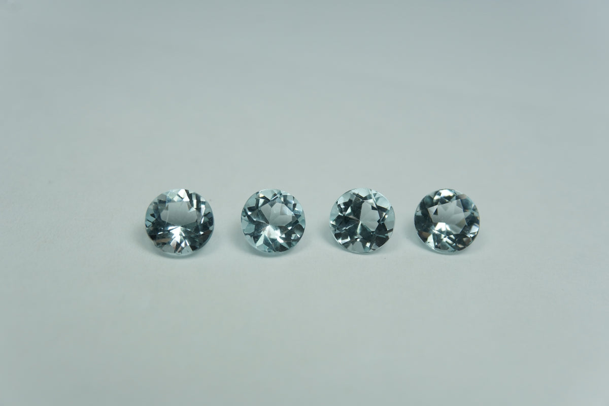 2.25ct Águas-marinhas calibradas 5mm