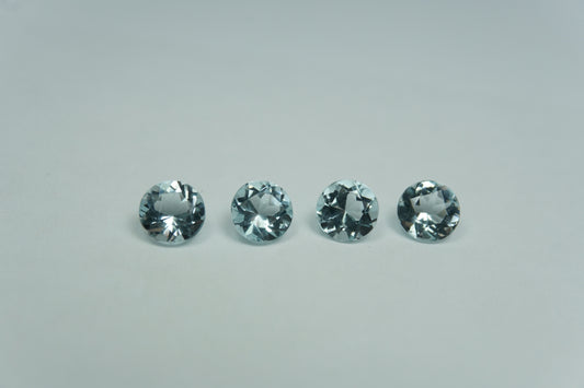 2.25ct Águas-marinhas calibradas 5mm