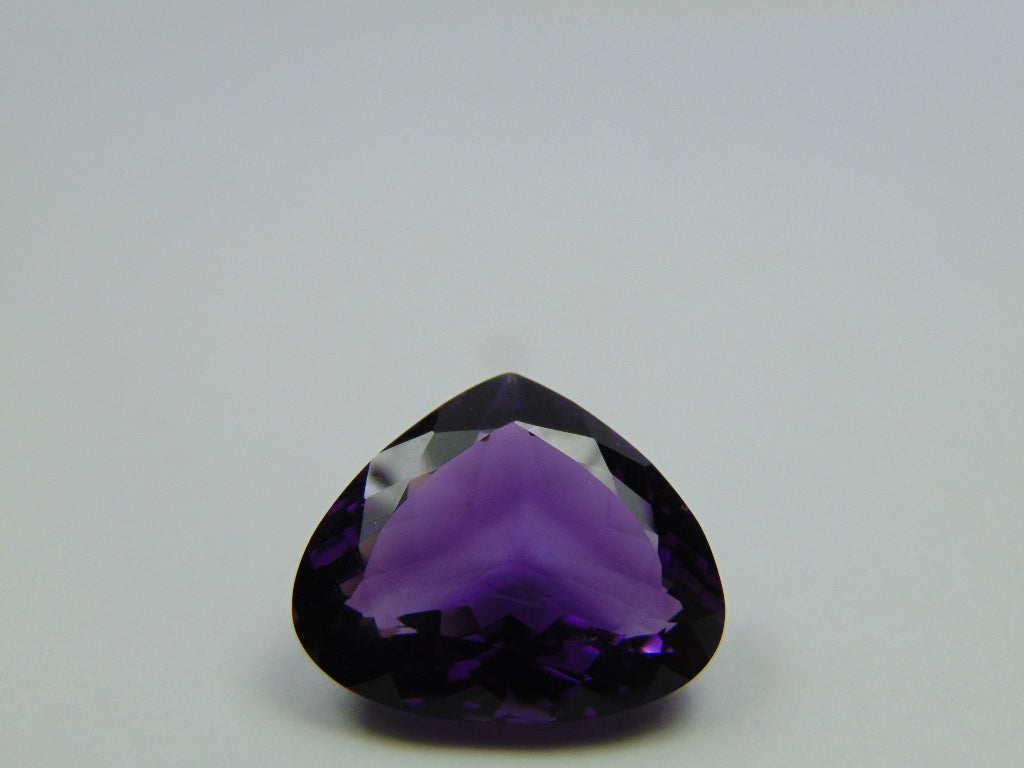 19.35ct Amethyst 22x18mm