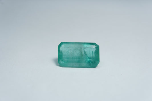 3.65ct Esmeralda 12x7mm