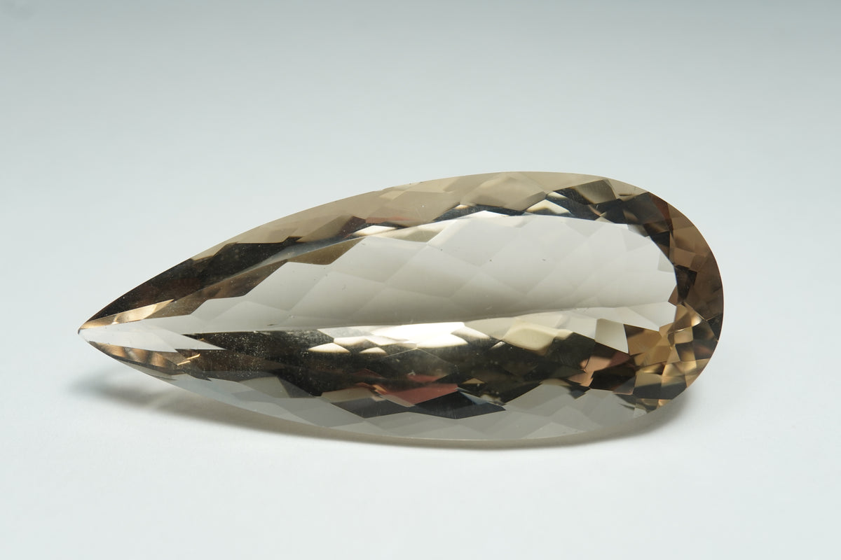 62.25ct Quartz Smoky 48x19mm