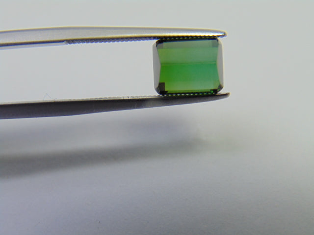 2.50ct Turmalina 8x6mm
