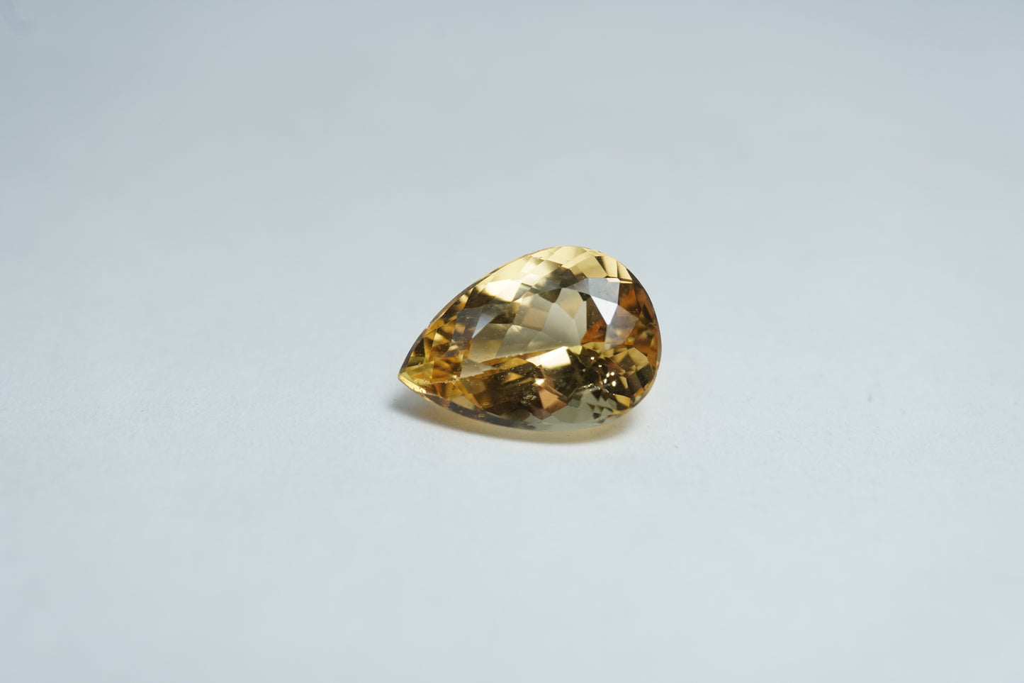 3.38ct Topázio Imperial 11x8mm