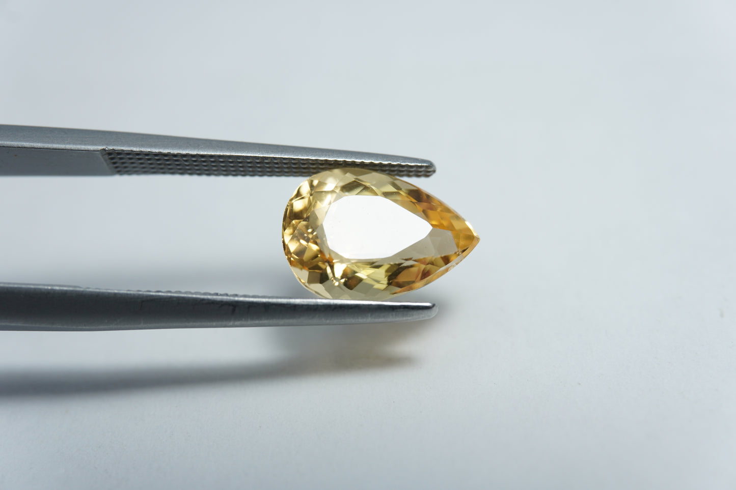 3.38ct Topázio Imperial 11x8mm