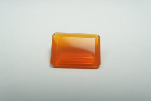 6.15ct Opala de fogo 16x11mm