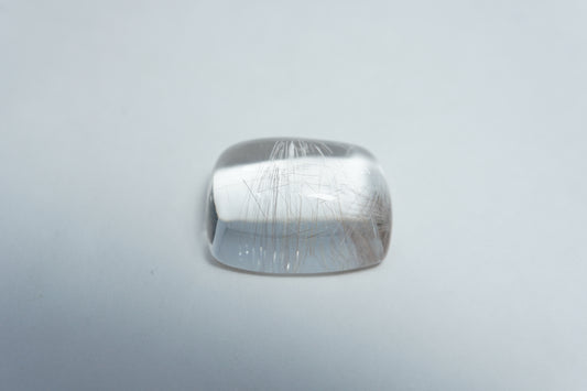 17.80ct Quartzo com inclusão cabochão 18x14mm
