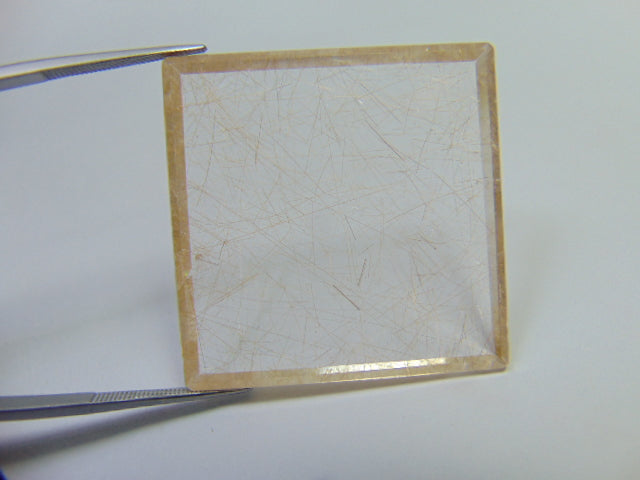 76.60ct Quartzo com Inclusão 40mm