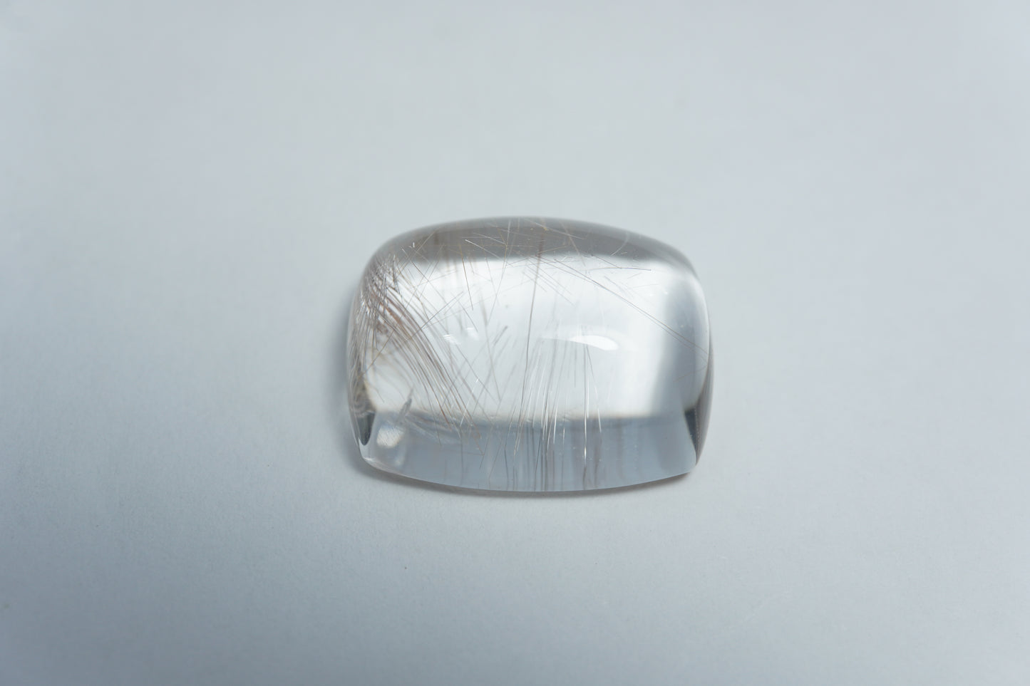 17.80ct Quartzo com inclusão cabochão 18x14mm
