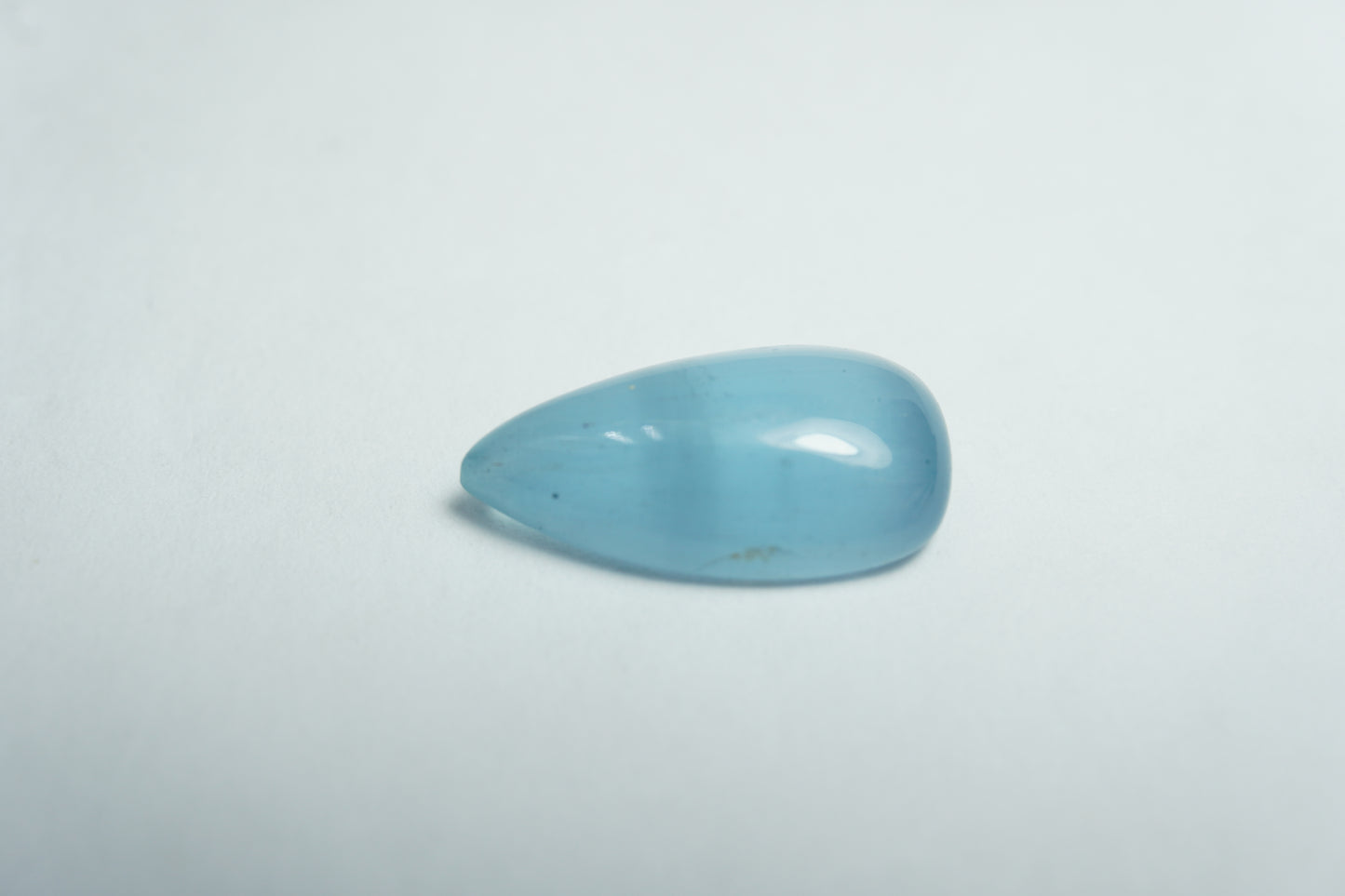 3.80ct Água-marinha cabochão 15x8mm