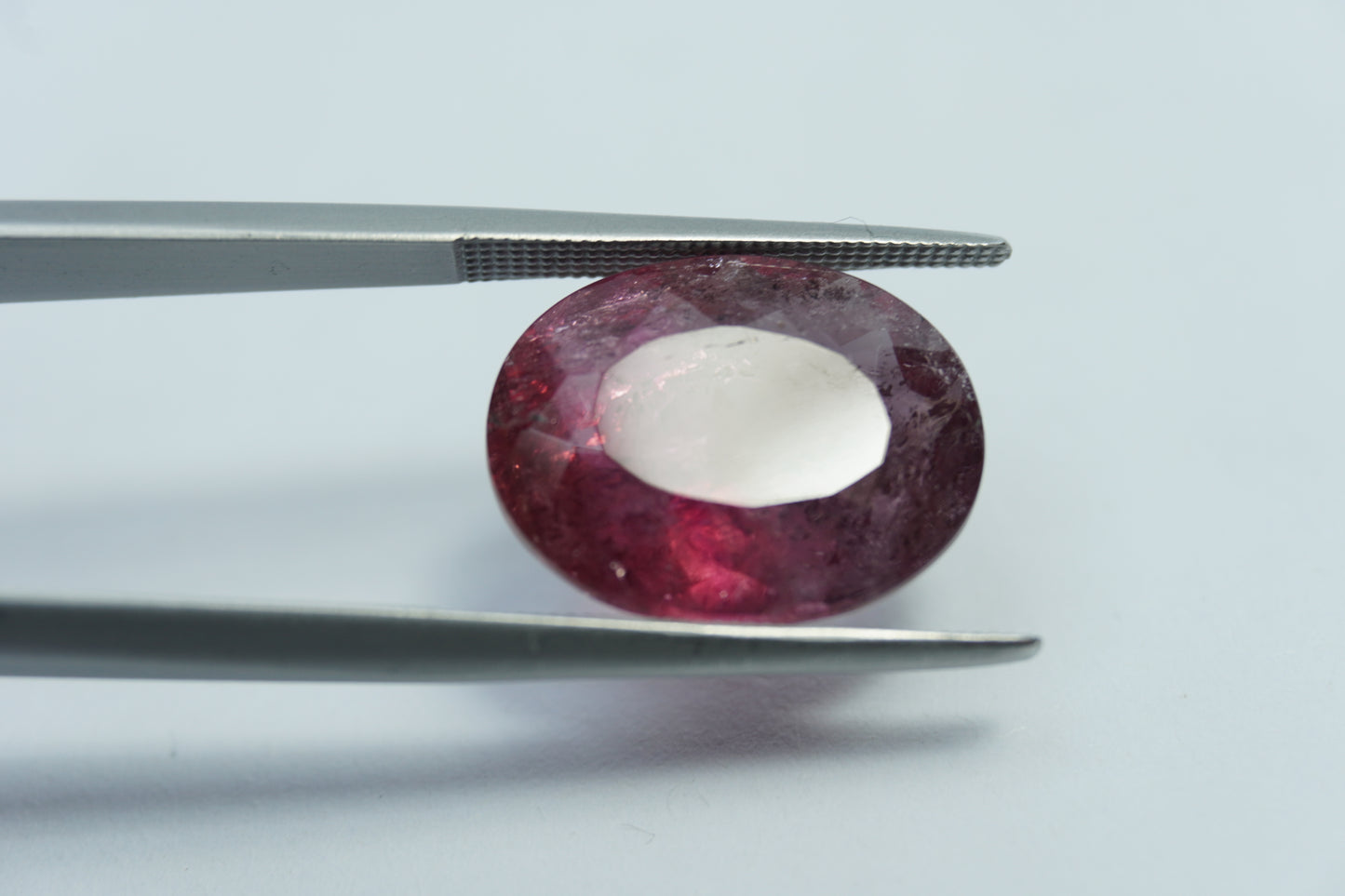 8.75ct Turmalina bicolor 16x12mm