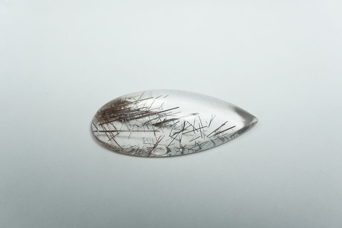 8.35ct Quartz with inclusion cabochon 25x11mm