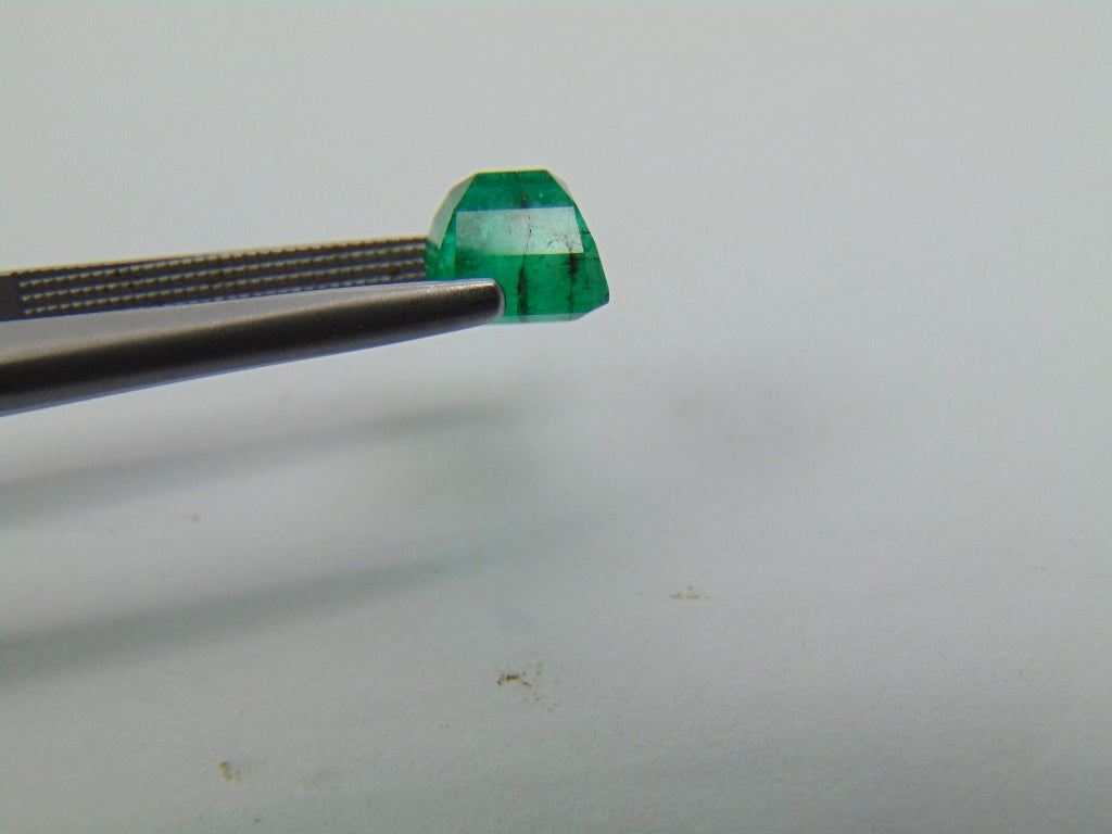 1.67ct Emerald 6mm