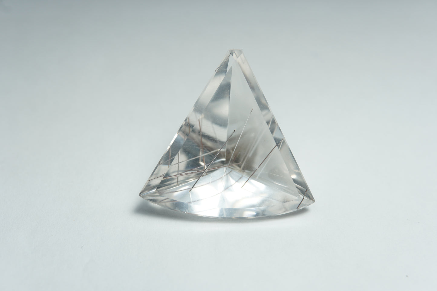 17.60ct Quartzo com inclusão 23mm