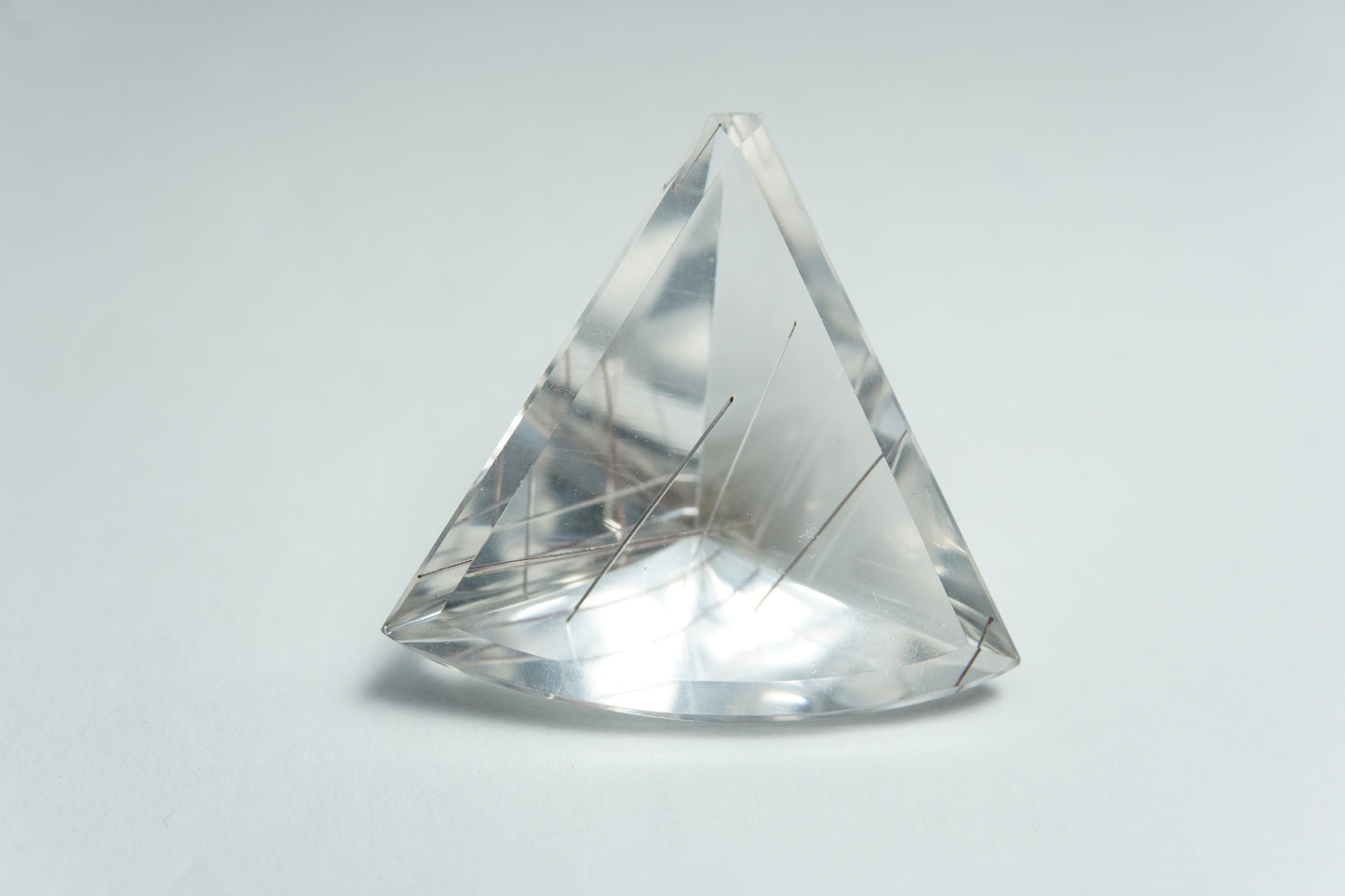 17.60ct Quartzo com inclusão 23mm