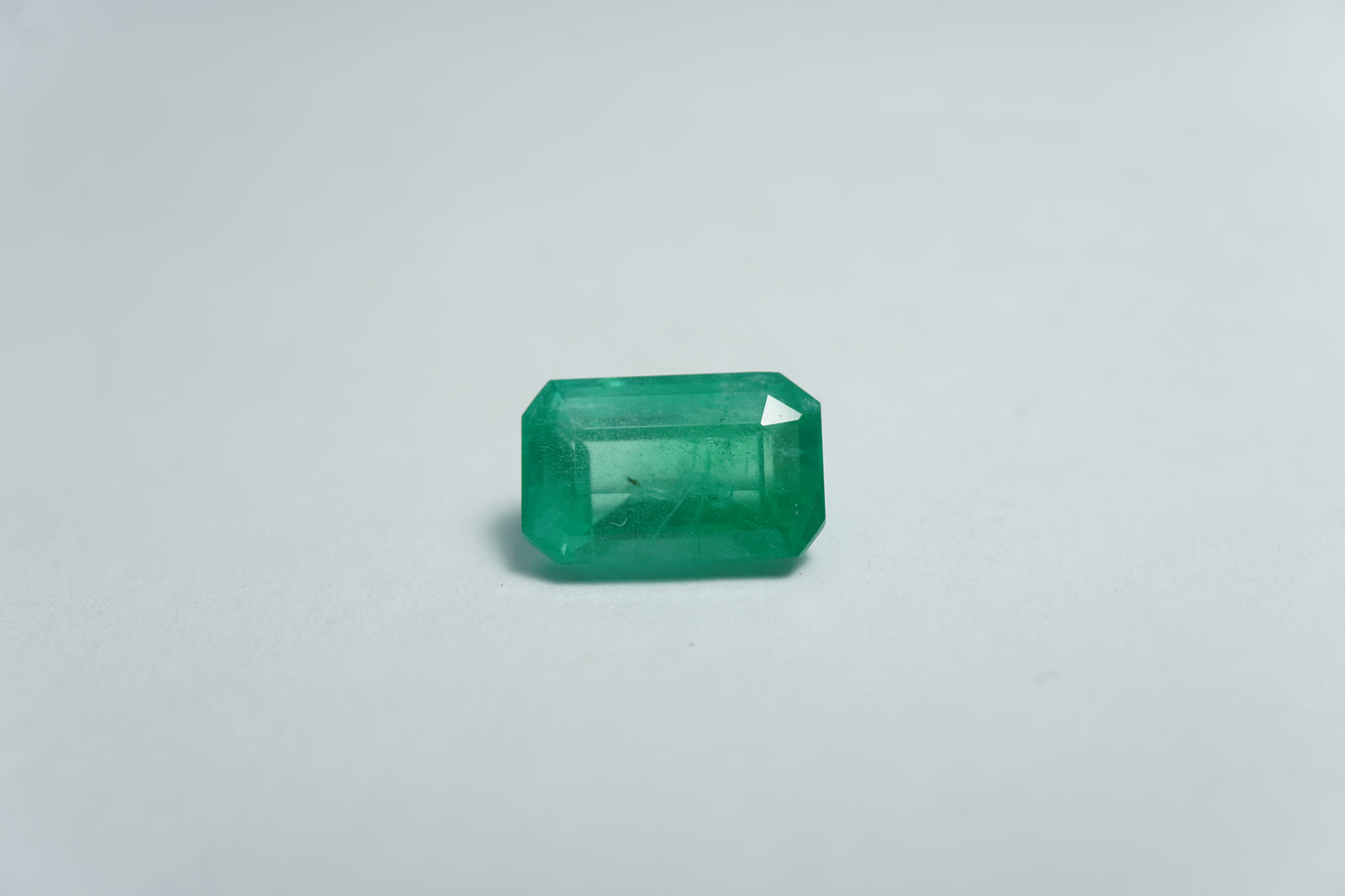 2.47ct Esmeralda 10x6mm