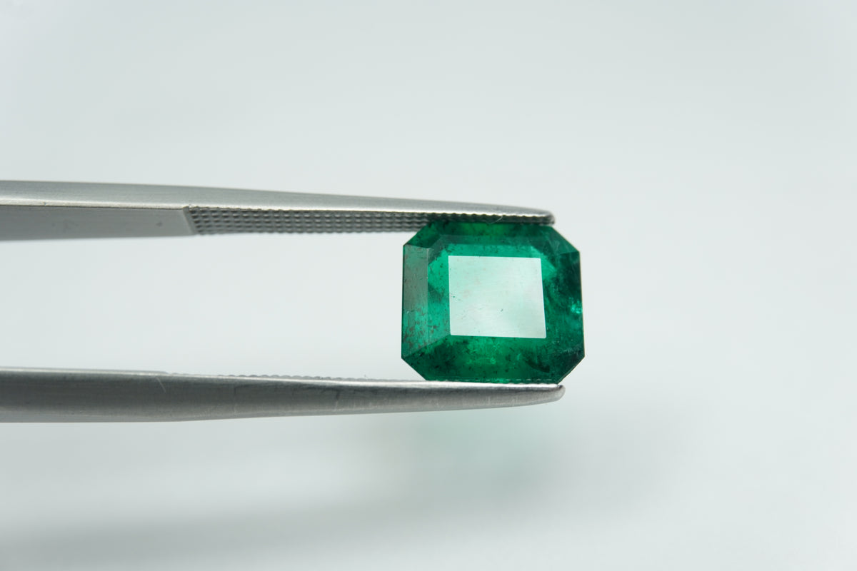 2.73ct Esmeralda 9x8.5mm - Preço final