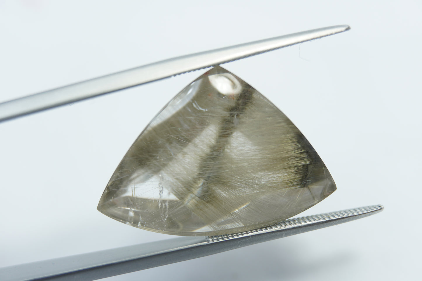 23.80ct Quartzo com inclusão 24x17mm