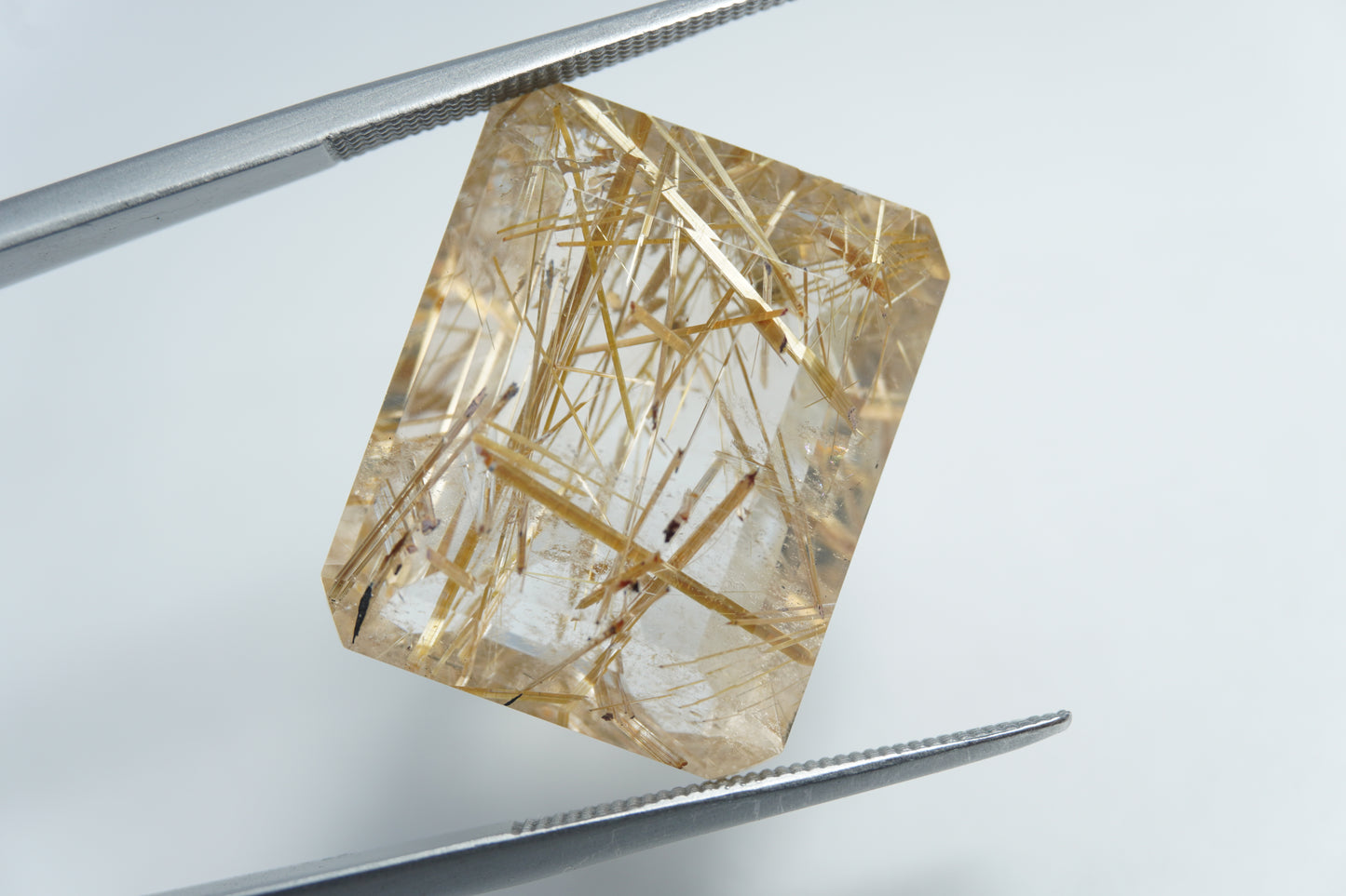 24.25ct Rutilo 20x16mm