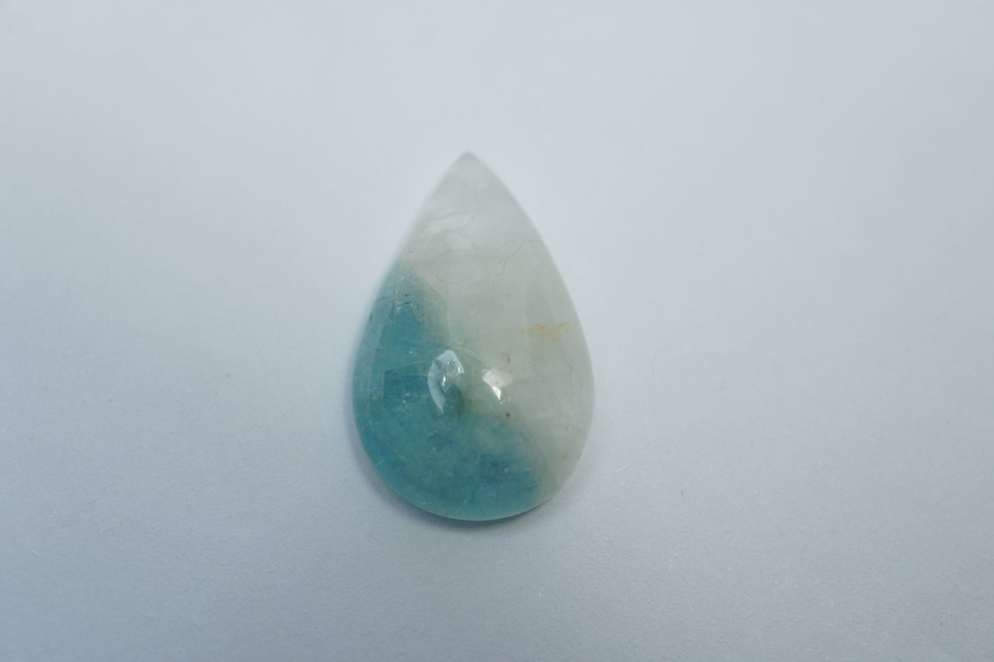 15.50ct Água-Marinha Bicolor Cabochão 25x15mm