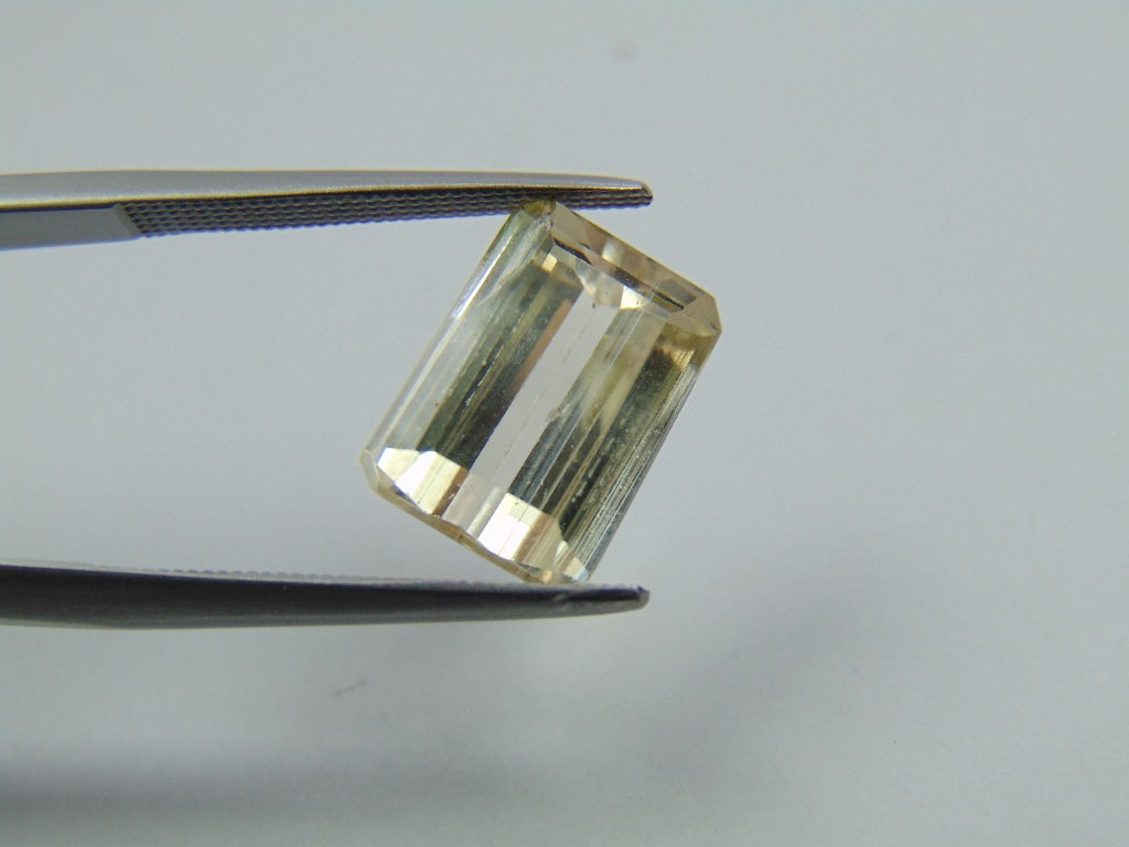 5.15ct Berilo com Agulha 12x8mm