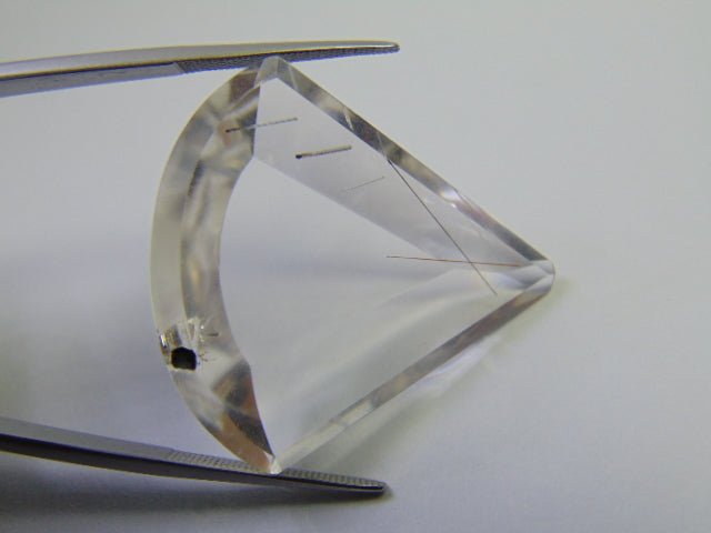 57.45ct Quartzo com Inclusão 37x34mm