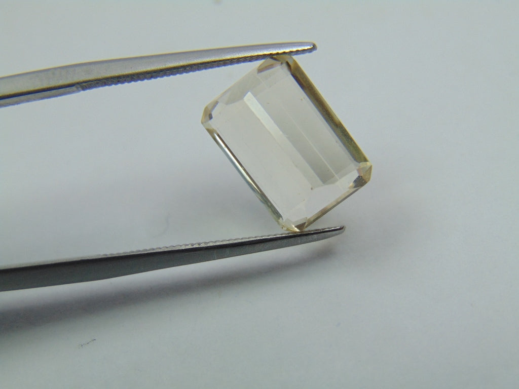 5.15ct Berilo com Agulha 12x8mm