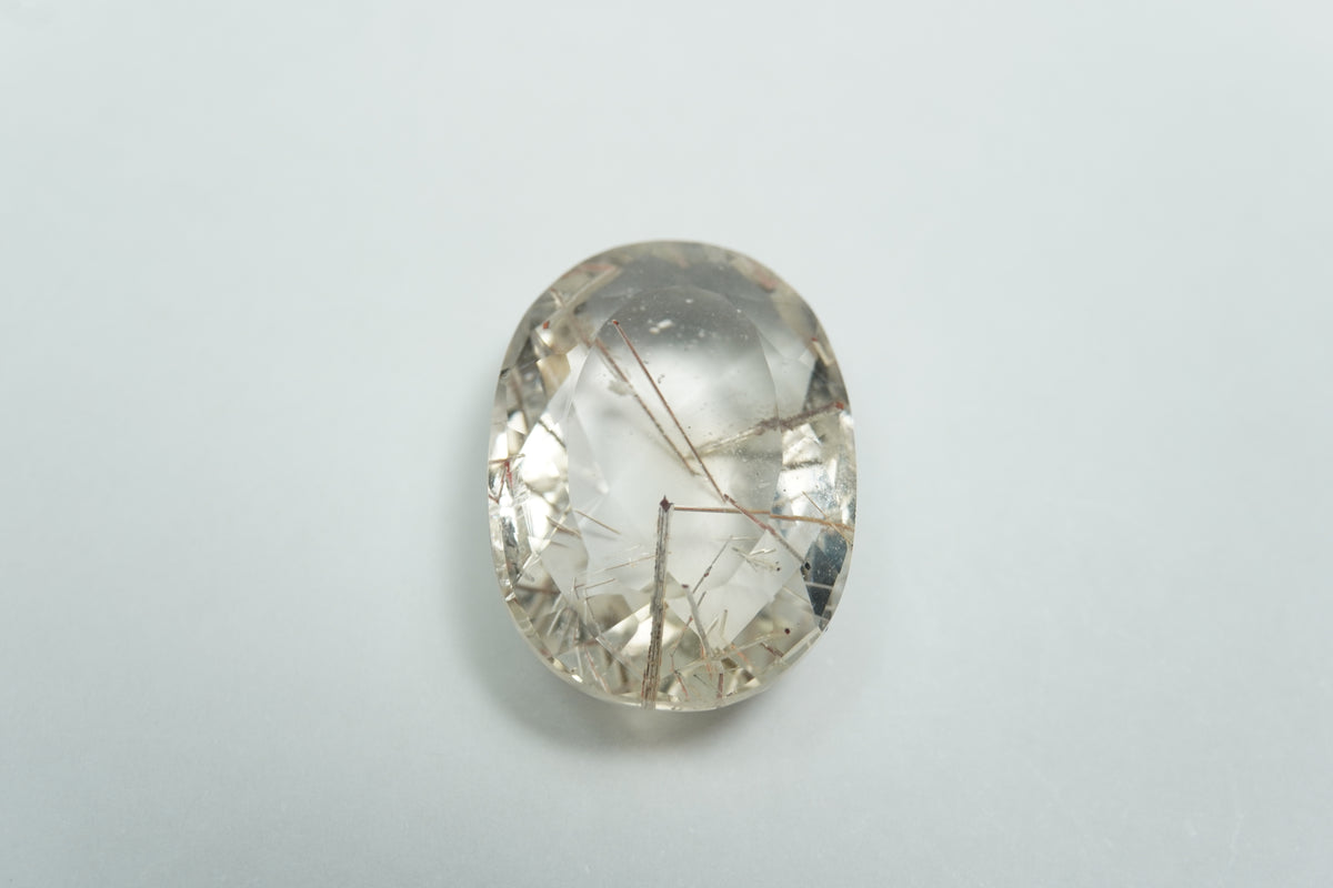 17.55ct Quartzo com inclusão 21x15mm