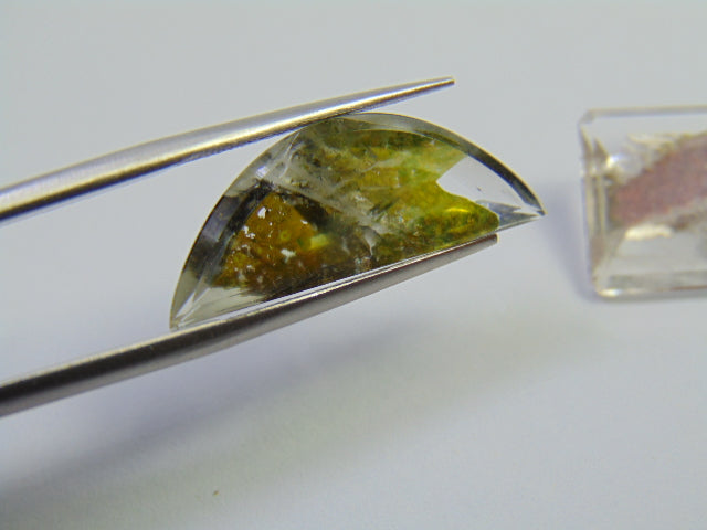 16.80ct Quartz With Inclusion 19x13mm 24x19mm