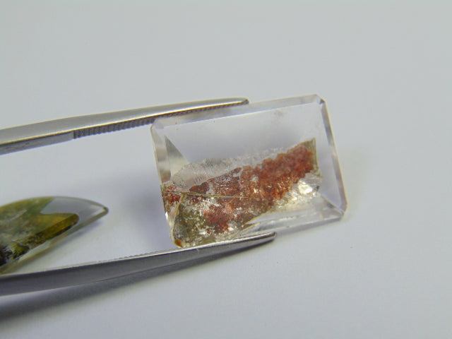 16.80ct Quartz With Inclusion 19x13mm 24x19mm