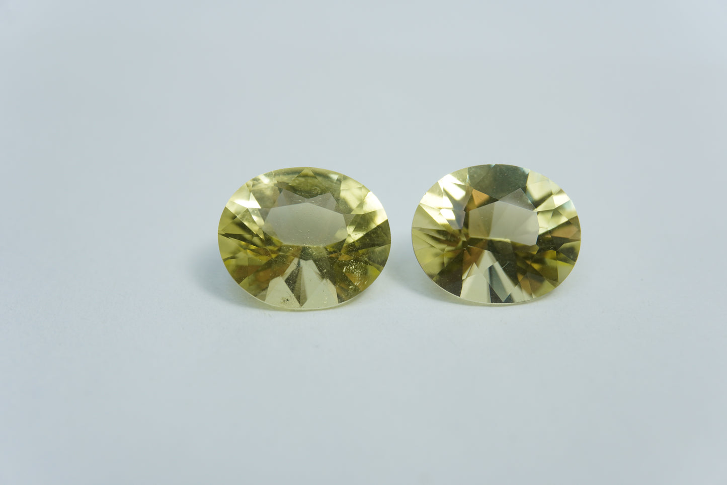8.10ct Green gold 12x10mm