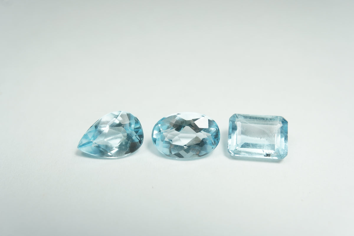 4.58ct Topázios 9x6mm / 9x6mm / 7.5x6mm