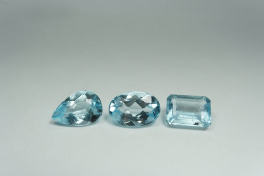 4.58ct Topázios 9x6mm / 9x6mm / 7.5x6mm