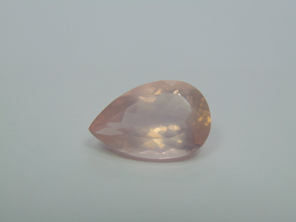 37.35ct Quartz Rose 28x19mm