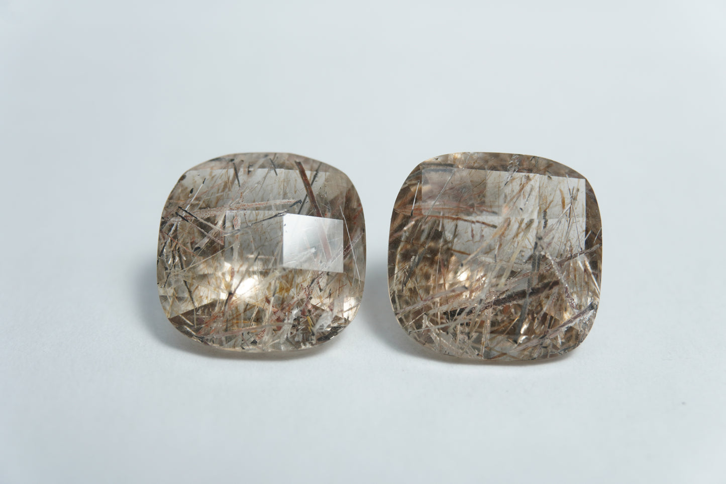 11.50ct Quartzo com inclusão 12mm