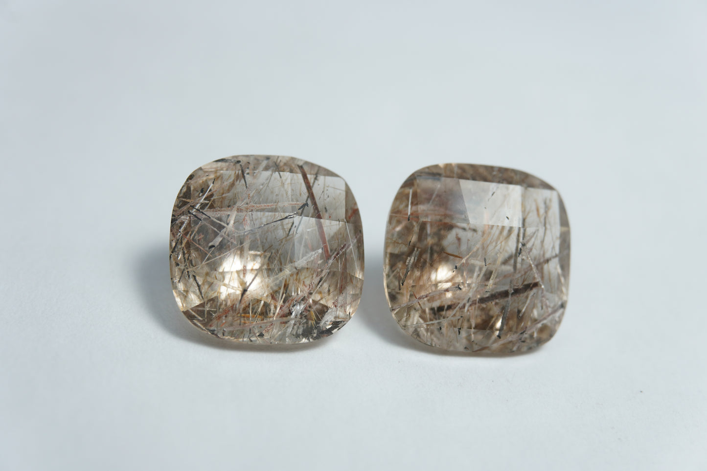 11.50ct Quartzo com inclusão 12mm