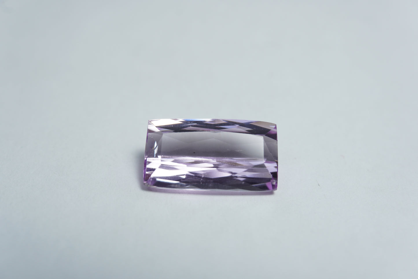 4.18ct Kunzita 14x7.5mm